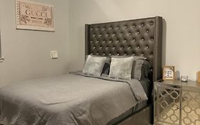 A-Class Luxury 2 Bedrooms Apt In Woodland Hills Ca